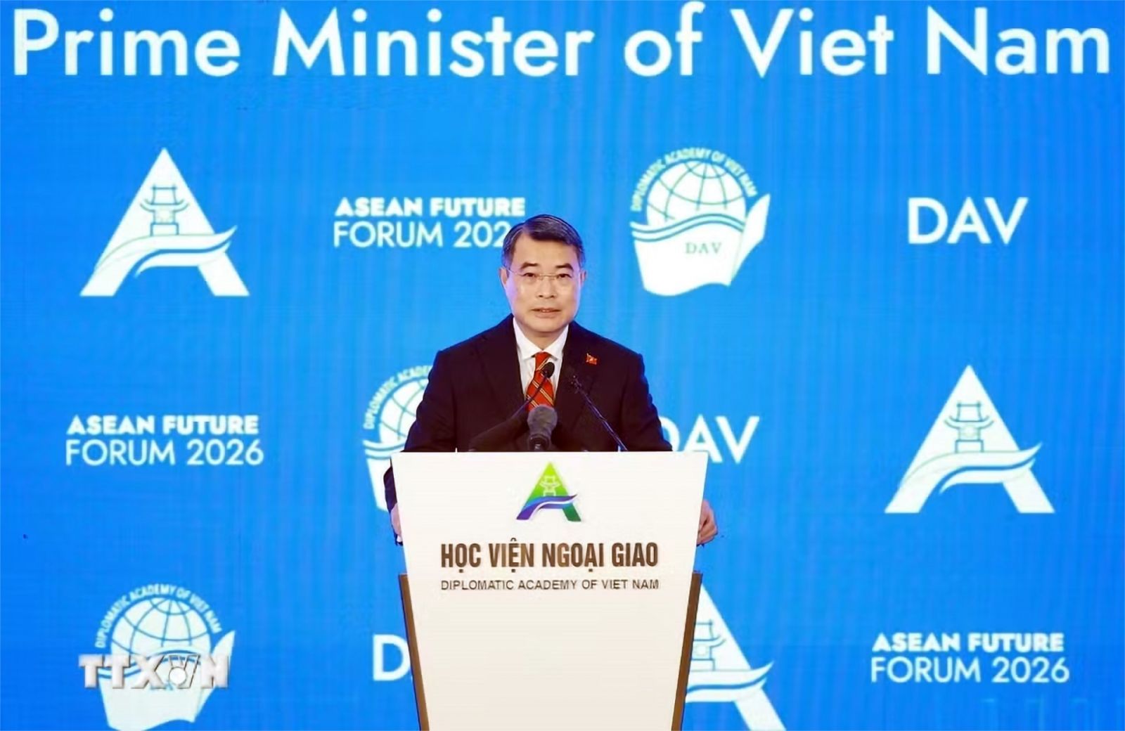 Việt Nam cam kết mạnh mẽ tiếp tục đồng hành cùng ASEAN bằng khát vọng kiến tạo tương lai, với tất cả con tim và khối óc