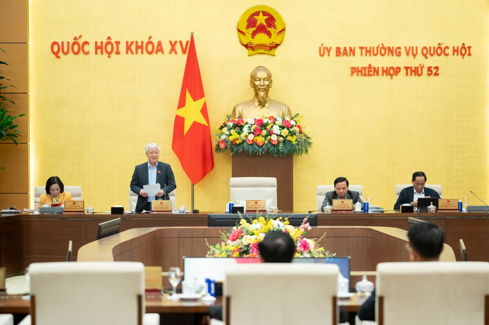Thông qua Chương trình công tác của Ủy ban Thường vụ Quốc hội năm 2026