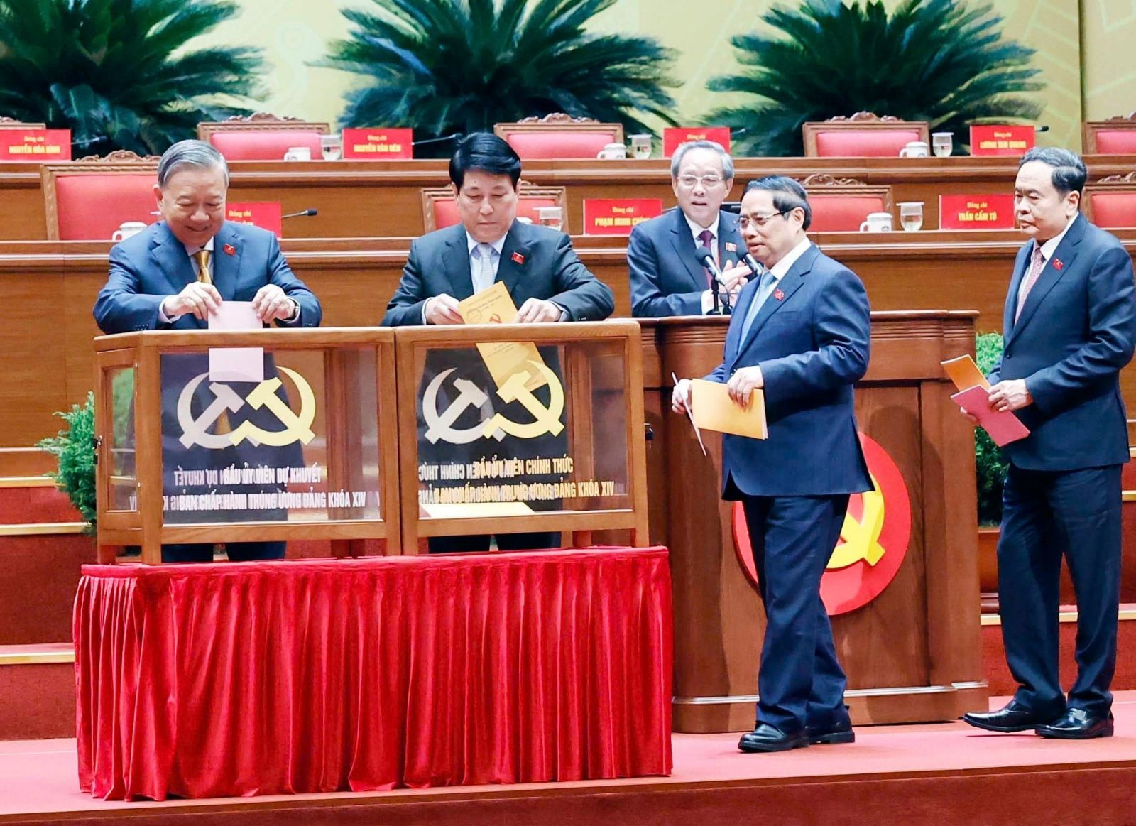 Sáng nay, Ban Chấp hành Trung ương Đảng khóa XIV tiến hành Hội nghị lần thứ Nhất