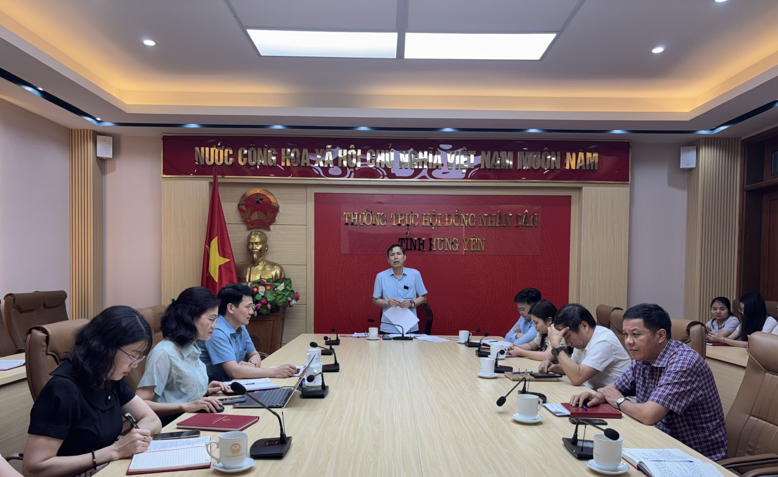 Chi bộ Tổng hợp - Hành chính sinh hoạt thường kỳ tháng 4/2026