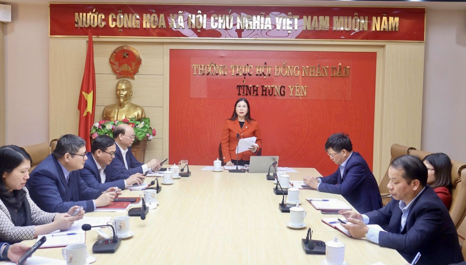 Sinh hoạt Chi bộ đại biểu chuyên trách Hội đồng nhân dân  thường kỳ tháng 02/2026
