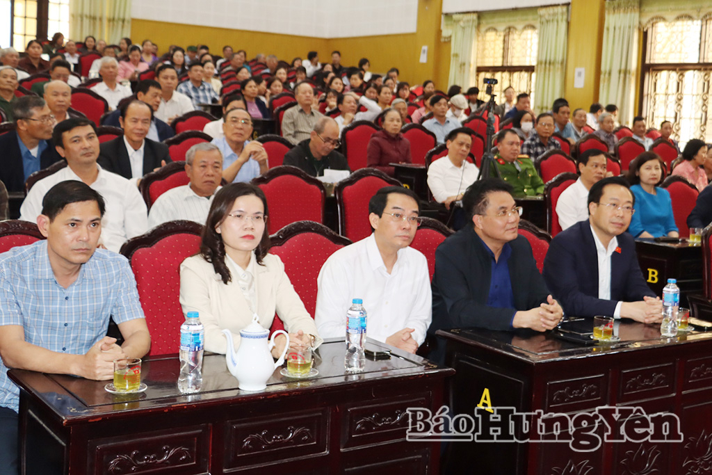Hội nghị tiếp xúc giữa cử tri và nhưng người ứng cử đại biểu Quốc hội khoá XVI, đơn vị bầu cử số 4