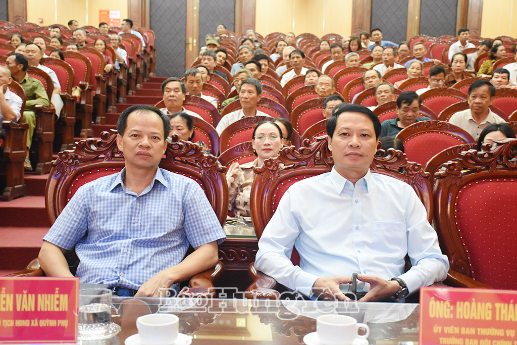 Tổ đại biểu HĐND tỉnh số 10 tiếp xúc cử tri tại xã Quỳnh Phụ