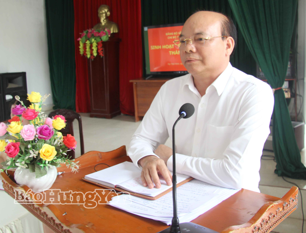 Đồng chí Phó Chủ tịch HĐND tỉnh Đặng Thanh Giang dự sinh hoạt Chi bộ thôn Kim Thanh, xã Tây Thái Ninh