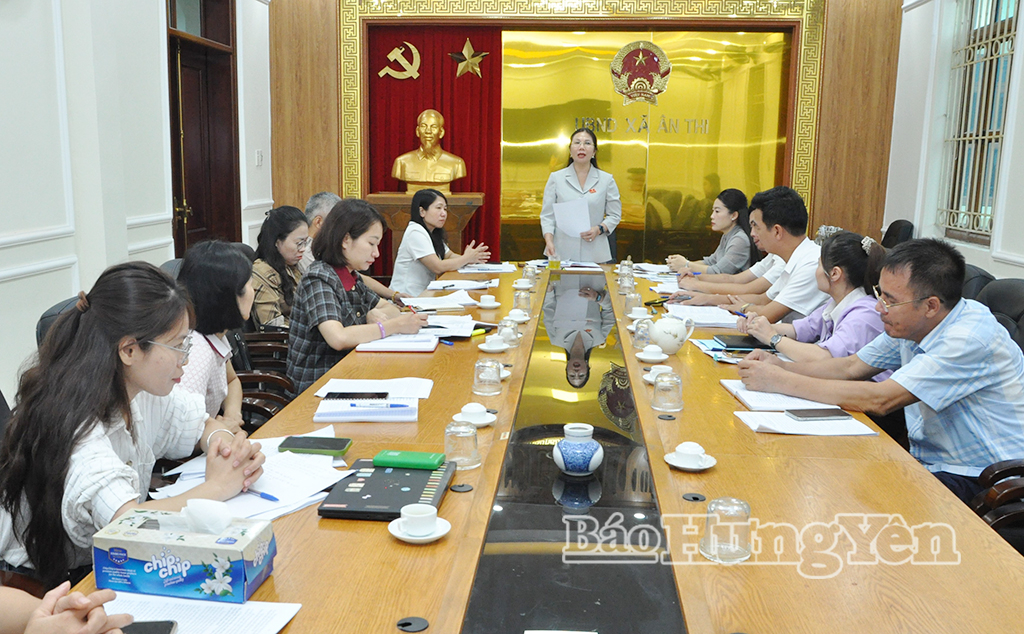 Khảo sát tình hình tổ chức và hoạt động của Trung tâm Phục vụ hành chính công xã Ân Thi và Minh Thọ