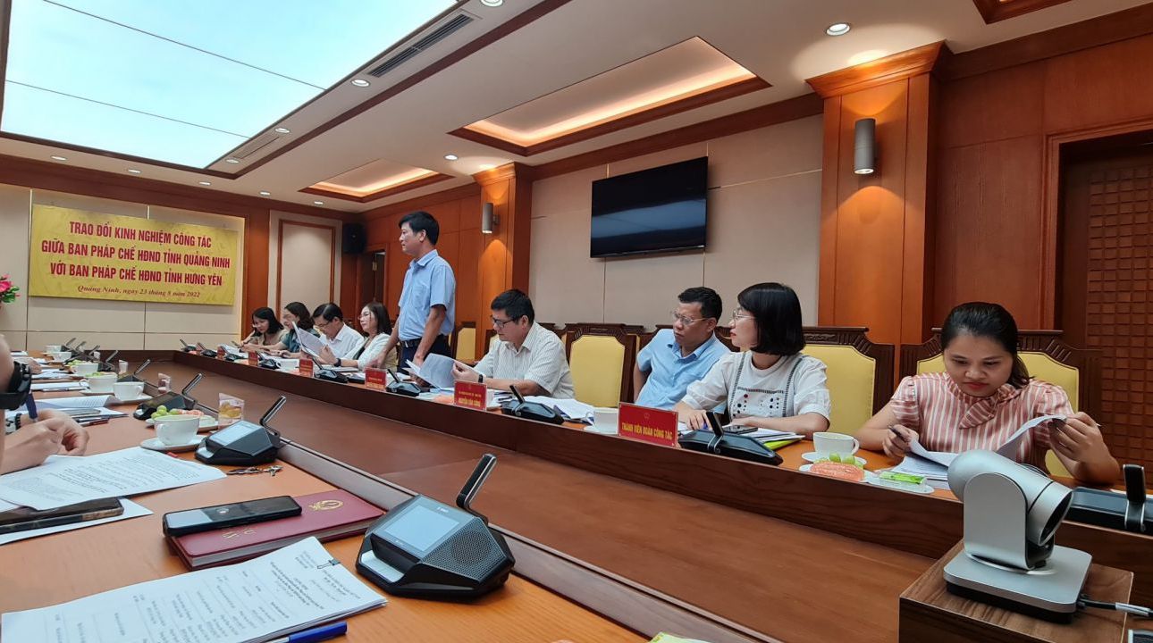 Trao đổi kinh nghiệm công tác trong việc ban hành nguyên tắc, tiêu chí, định mức phân bổ dự toán chi thường xuyên ngân sách địa phương